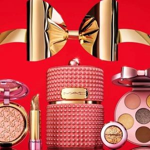 NEW😍✅MAC VELVET TEDDY’S PARTY CREW VAULT